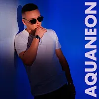 Aquaneon — Девчонка Со Двора — обложка